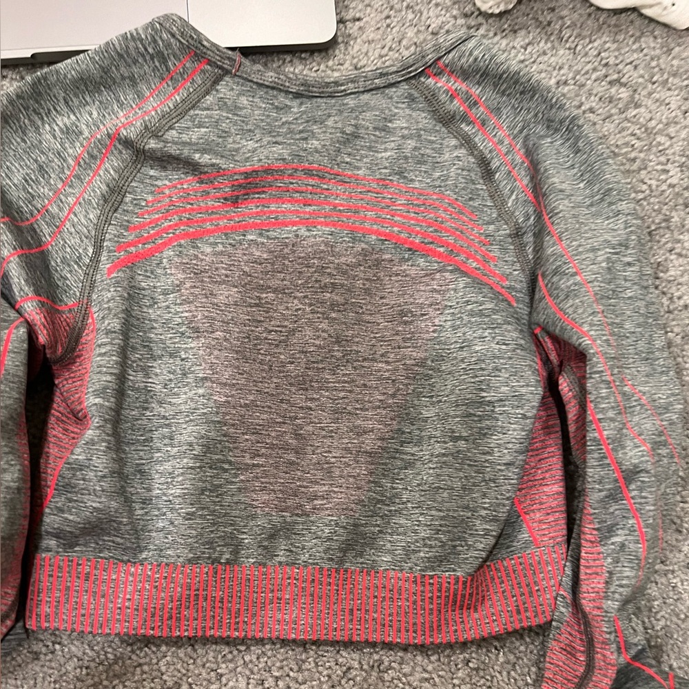 It’s a long sleeve